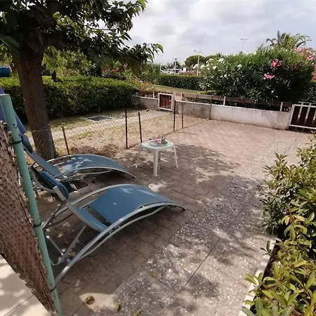 Climatise Pres Plage, 4 Pers. Avec Parking - Port Camargue - Fr-1-731-102 *